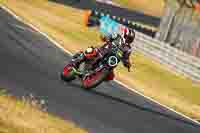 brands-hatch-photographs;brands-no-limits-trackday;cadwell-trackday-photographs;enduro-digital-images;event-digital-images;eventdigitalimages;no-limits-trackdays;peter-wileman-photography;racing-digital-images;trackday-digital-images;trackday-photos